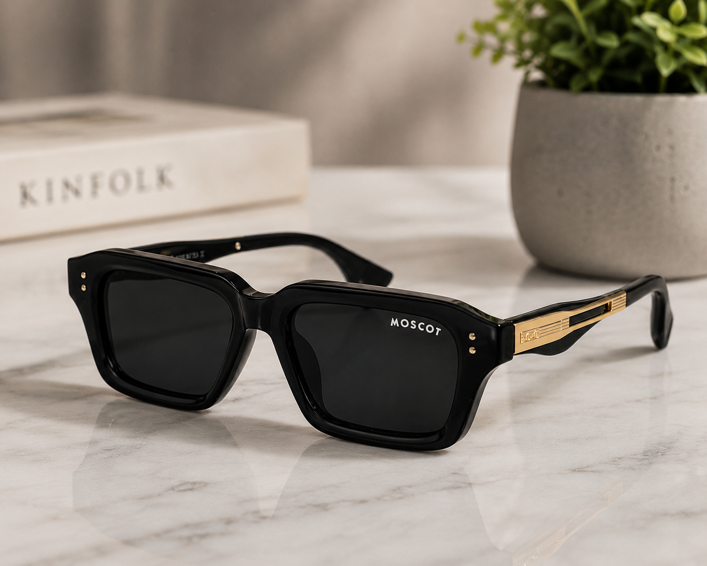 MOSCOT